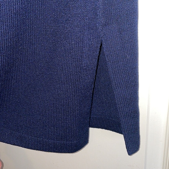 St. John Basics Navy Blue Knit Jacket. Size S. - Picture 4 of 10